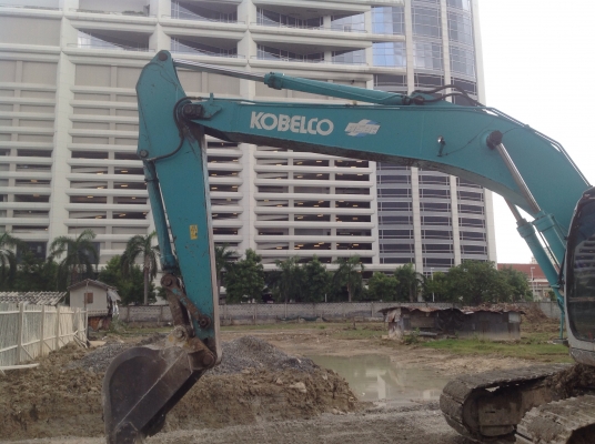 รถขุดKOBELCO SK200 MARK6