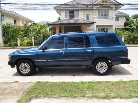 TOTOTA HERO 5 ประตู แวนสั้น ดีเซล