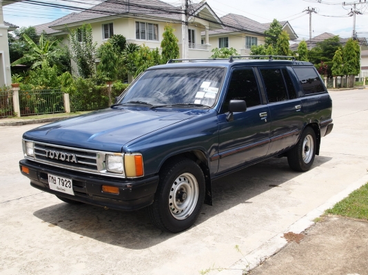 TOTOTA HERO 5 ประตู แวนสั้น ดีเซล