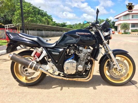 Honda CB1000cc ปี97 สภาพสวย ท่อแต่ง ทะเบียนแท้โอนขนส่ง 135,000 -
