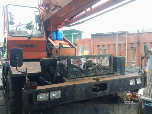 ต้องการขายรถเครน20ตันยี่ห้อกาโต้รุ่น3ไม่เคยมีหักไม่เคยมีดามสภาพพร้อมใช้สนใจติดต่อด่วนมาก่อนได้ก่อน