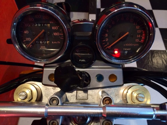 T&amp;T BIKE RAMA2ขายHONDA CB400 ปี 98 VS.Sแท้ สภาพเดิมๆครับ เอกสาร อินวอย สรรพสามิต ราคาเพียง 64500 ฿