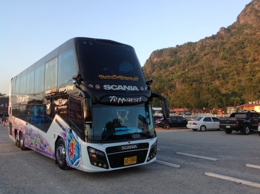 ขาย รถบัส 8 ล้อ สภาพดี ครับ ขาย รถบัส 8 ล้อ สภาพดี ครับ