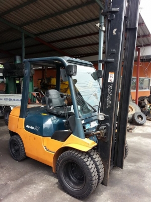 ขาย ฟอล์คลิฟต์ TOYOTA 7FD25  เสา 5 เมตร ฮิ้งฟอล์ค กระดก-เท งาได้