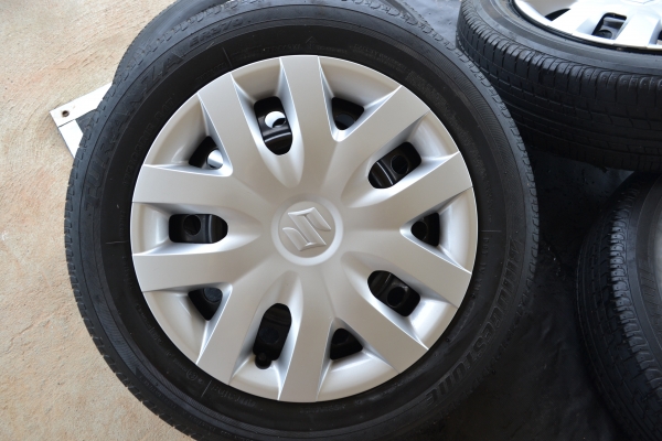 ขายล้อกะทะสวิฟ พร้อมยางbrigestone turanza er 370 175-65-15 กลางปี10 ไม่ปะไม่บวม