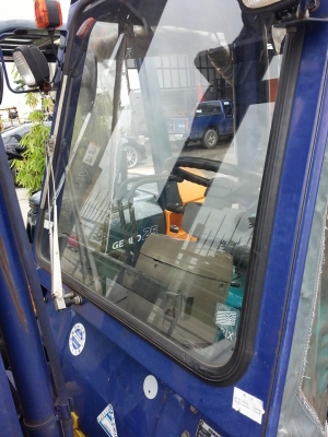 ขาย ฟอล์คลิฟต์ 1.5 ตัน  KOMATSU FG15T-16   เสา 4 เมตร