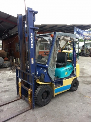 ขาย ฟอล์คลิฟต์ 1.5 ตัน  KOMATSU FG15T-16   เสา 4 เมตร