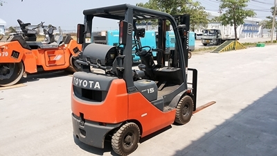 02-8FGL15 : Toyota forklift 1.5T. ปี 2012yr ชม.184hrs. by kung0813062283