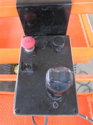 JLG(มือสอง) แบรนด์อเมริกา !!รถกระเช้ามือสองปรับสภาพมีรับประกัน!! รุ่น 3369E (สูง 10.06 M.) ราคา 350,000 บาท เท่านั้น JLG(มือสอง) แบรนด์อเมริกา !!รถกระเช้ามือสองปรับสภาพมีรับประกัน!! รุ่น 3369E (สูง 10.06 M.) ราคา 350,000 บาท เท่านั้น