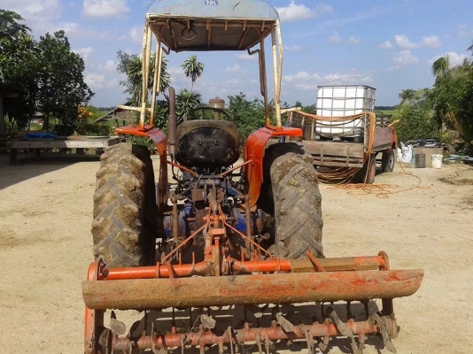 ขายรถไถคูโบต้าL28 แรง สภาพพร้อมใช้ พร้อมตัวปั่น ขายรถไถคูโบต้าL28 แรง สภาพพร้อมใช้ พร้อมตัวปั่น