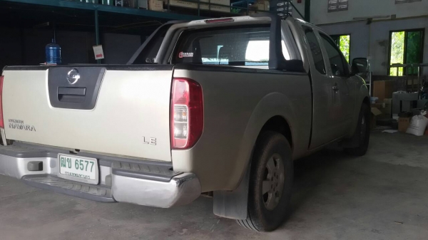 รถ nissun lx ปี2010