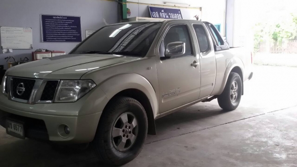 รถ nissun lx ปี2010