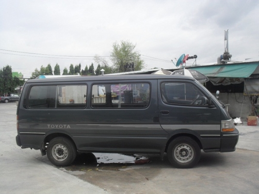 ขายรถตู้ มีเบาะให้ ภายใน สภาพดี