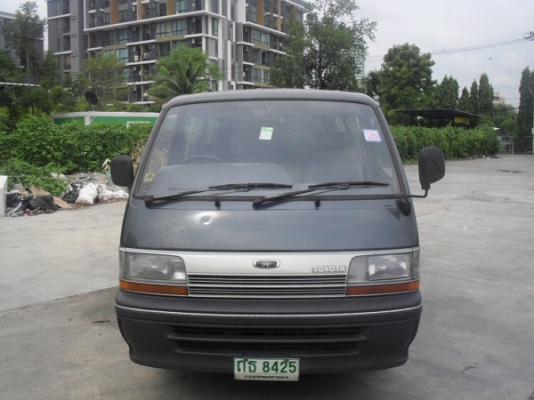 ขายรถตู้ มีเบาะให้ ภายใน สภาพดี