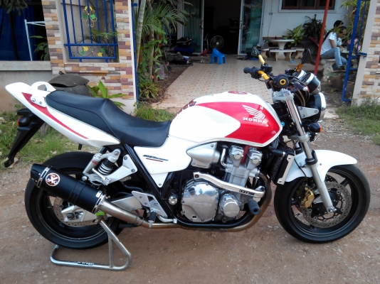 ขายCB1300ปี2005อินวอยจ่ายสรรพสามิตเครื่องดีมาก รถสภาพจบๆ