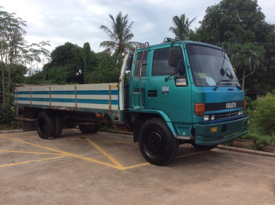 ขายISUZU Rocky 175แรง พวงมาลัยพาว์เวอร์ เบรคจิฟฟี่ เครื่องดี ครัทซีสวยมาก กระบะยาว 6 ม. ขายตามสภาพ ราคา 500,000 บาท