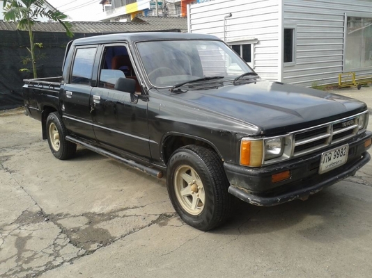 ขายโตโตฮีโร่4ประตูปี89(ตัวนอกเครื่อง2.45D)เครื่องดีขับดีรถไม่เคยชนระบบแอร์มีครบลมออกแต่ไม่เย็น