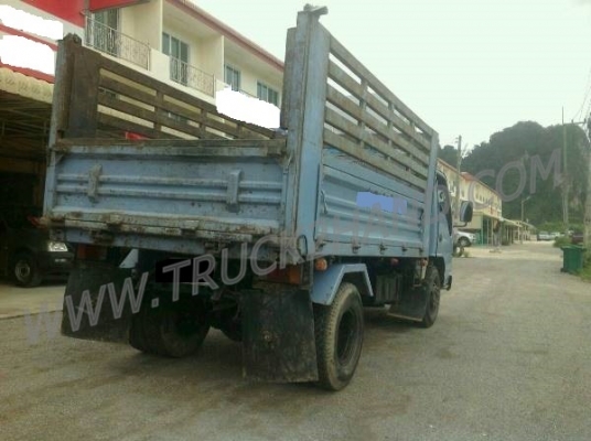 ISUZU 6 ล้อ 120 แรงม้า เครื่องรุ่นฝาขาว