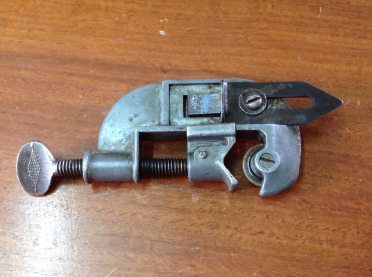 ขายคัตเตอร์ตัดท่อ Vintage Trimont No.100  1/8-1"