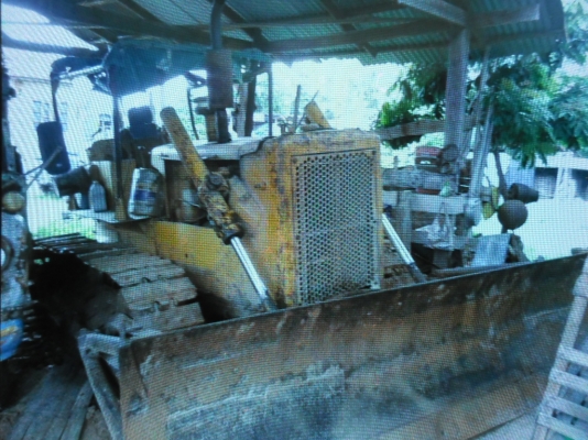 ขายรถแทรกเตอร์ CAT D5D เกียร์ ตัดสภเพพร้อมใซ้เครื่องดีเกียร์ดีเอกสารใบสัญญาซื้อขาย