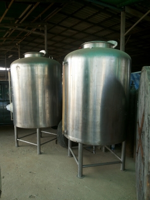 ขายถังสแตนเลส 1300 ลิตร