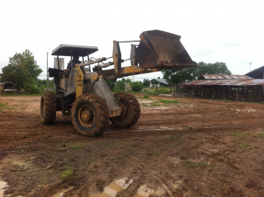 ขายรถตักเอวอ่อนราคาเบาๆ สภาพพร้อมใช้งาน เอกสารสัญญาซื้อขาย