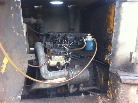 ขายรถตักเอวอ่อนราคาเบาๆ สภาพพร้อมใช้งาน เอกสารสัญญาซื้อขาย