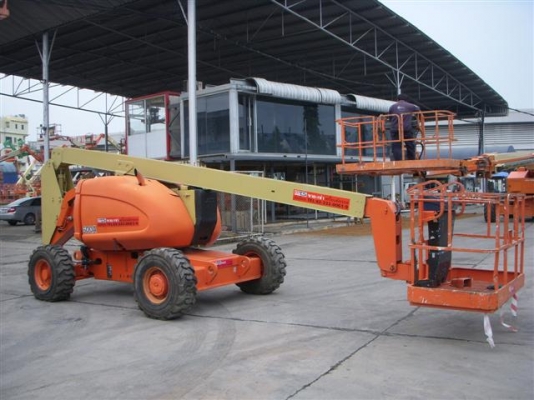 ขายรถกระเช้ามือสองปรับสภาพมีรับประกัน รถกระเช้าเซฟตี้อเนกประสงค์สำหรับการปฏิบัติงานบนที่สูง