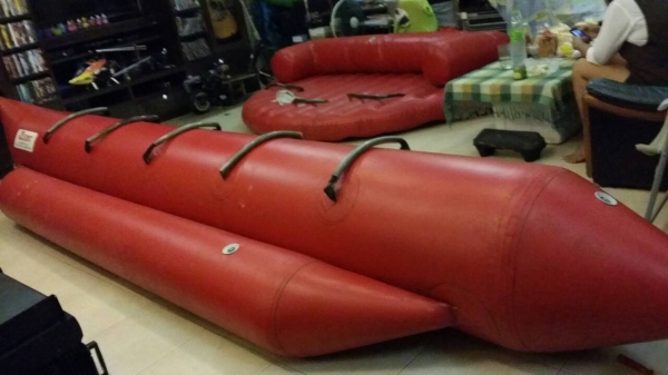 ขายของเล่นทางน้ำ Banana Boat 5 ที่นั่ง กับ Sofa 3 ที่นั่ง