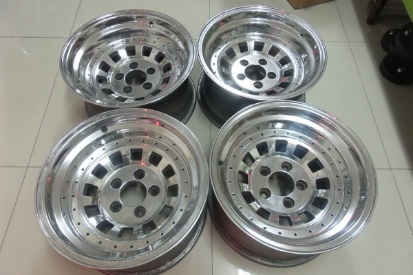 หยดน้ำเหลี่ยม 15x8 ET0 9000บาท