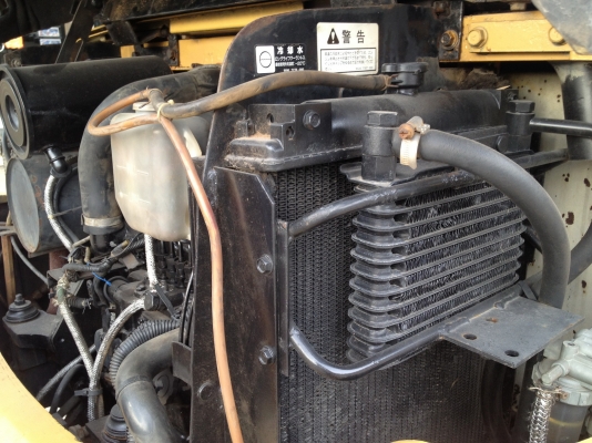 รถขุด MM35B ของ Mitsubishi ปั๊มนิ้ว คอนโทรลสั้น