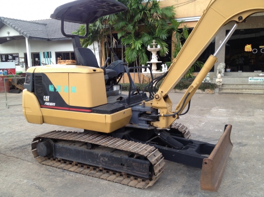 รถขุด MM35B ของ Mitsubishi ปั๊มนิ้ว คอนโทรลสั้น