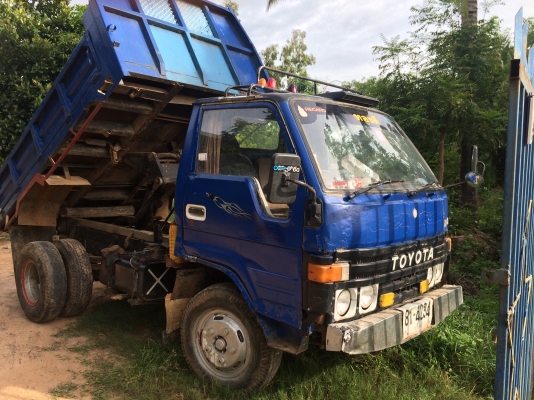 ขาย 6ล้อดั้มเล็ก TOYOTA  BU61 ขายไปสระแก้วแล้วครับขอบคุณทุกท่านที่สนใจ