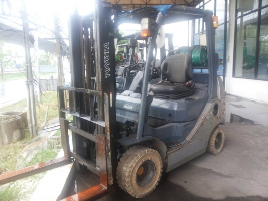 ฟอร์คลิฟต์ 2 ตัน Toyota 02-8FGK20 S/N: 8FGK30-10080 (LPG)  สนใจโทร. 080-6565422 (หนิง)