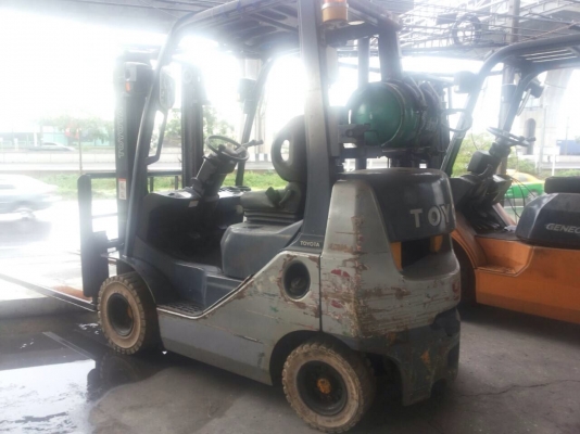 ฟอร์คลิฟต์ 2 ตัน Toyota 02-8FGK20 S/N: 8FGK30-10080 (LPG)  สนใจโทร. 080-6565422 (หนิง)