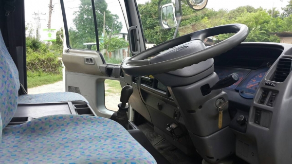 10ล้อเล็ก2เพลา (6x4) HINO FC4J 150 แรงม้า แคชซียาว 7.50 เมตร ใหญ่ตลอดเส้น ดามบน1นิ้ว