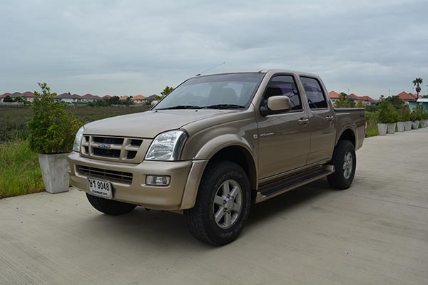 รถบ้านเจ้าของขายเองครับ ราคาโดนใจ จะไปเรียนต่อต่างประเทศครับ ISUZU HILANDERcab4 3.0 ปี2004 ไมล์115,xxx