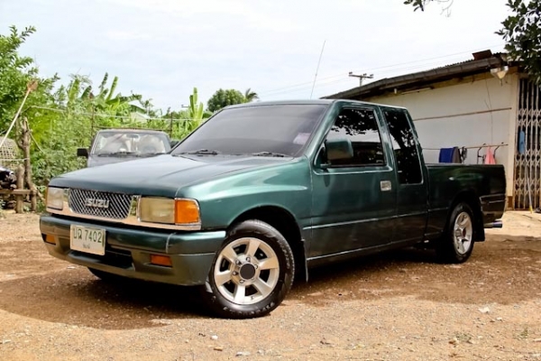 ขายISUZU TFR2500ปี2537ทะเบียนไม่ขาด เครื่องดี แอร์เย็น ต่อรองได้รับแลกบิ๊กไบค์ครับ