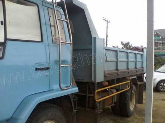 รถบรรทุก 6 ล้อ ISUZU TSR ดั้มพ์ 195 แรง