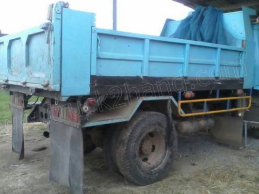 รถบรรทุก 6 ล้อ ISUZU TSR ดั้มพ์ 195 แรง