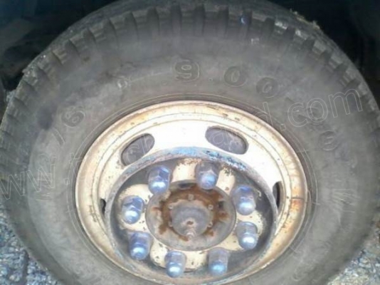 รถบรรทุก 6 ล้อ ISUZU TSR ดั้มพ์ 195 แรง