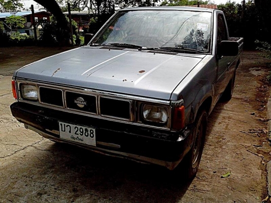 ขายnissan big m ปี92 เครืองเบ็นซิน ไม่เคยติดแก๊ส