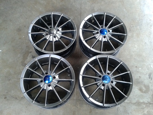 แม็กขอบ,15 4รู100 ลายสวยๆสภาพเดิม ชุดละ 3,700