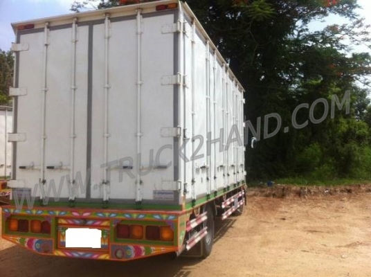 ISUZU 6 ล้อตู้บรรทุก 10 บาน  รุ่น FRR90LM 190 แรงม้า