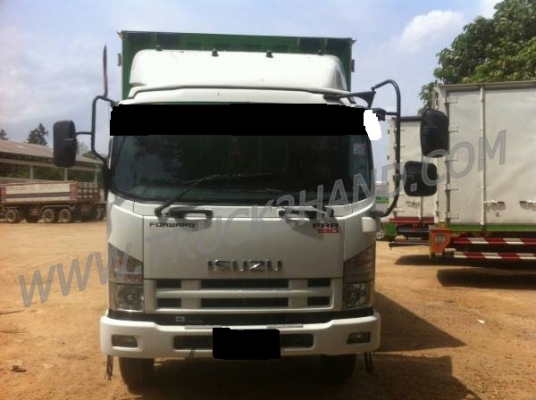 ISUZU 6 ล้อตู้บรรทุก 10 บาน  รุ่น FRR90LM 190 แรงม้า