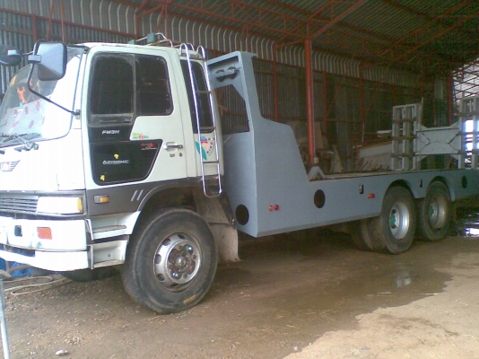 ขายรถสิบล้อเทลเลอร์ สนใจติดต่อ 0811974845