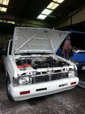 ขายรถกระบะตอนเดียว NISSAN BIG M ปี 95 เครื่องดีเซล  พวงมาลัยมีพาวเวอร์  สภาพดีพร้อมใช้งาน