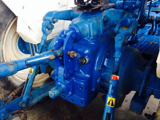 ขายฟอร์ด6610 ลดราคาเหลือ350000