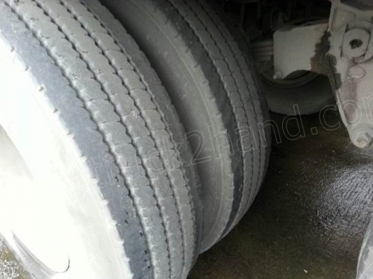 หางเทเลอร์ พื้นเรียบ3เพลา บ.สามมิตร ปี53 ผลิตจากบริษัทสามมิตร มีทั้งหมด 22 หาง