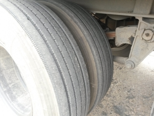 หางเทเลอร์ พื้นเรียบ3เพลา บ.สามมิตร ปี53 ผลิตจากบริษัทสามมิตร มีทั้งหมด 22 หาง